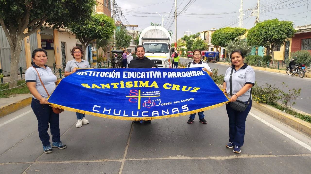 Ceremonia de Aniversario Institucional por los 63 años de nuestra institución educativa Santísima Cruz